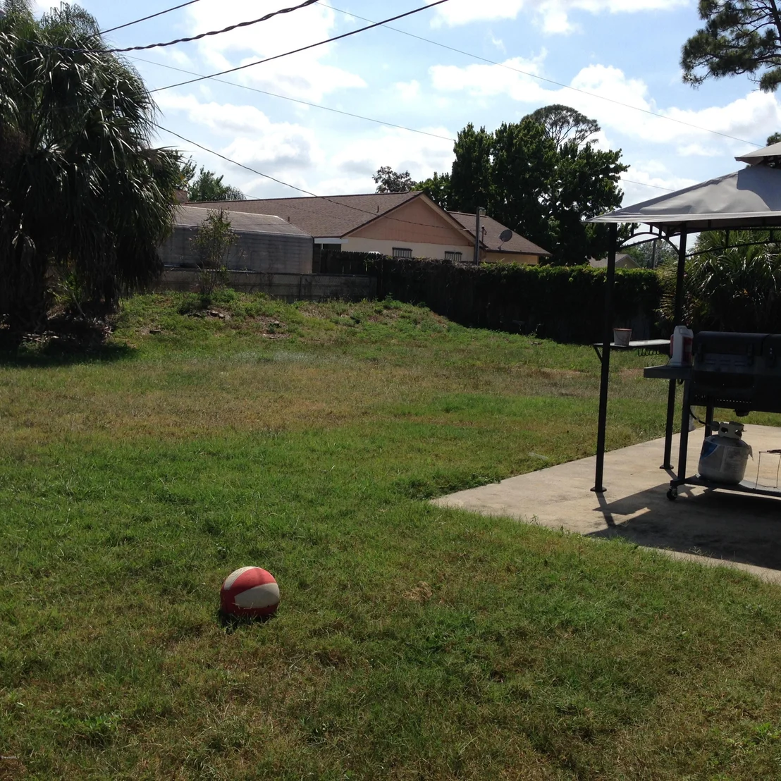 Photo of 4075 Delespine Road