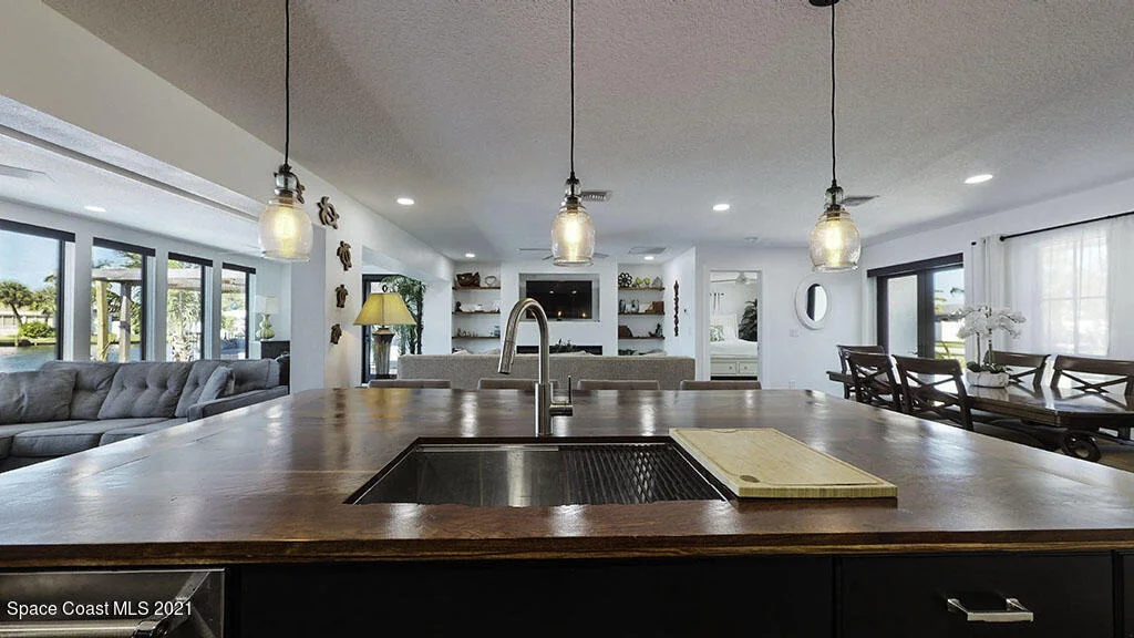 Photo of 424 Dorset Drive