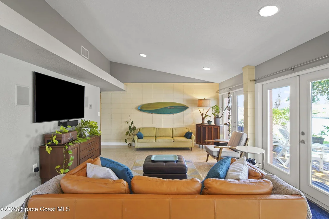Photo of 514 Cocoa Isles Boulevard
