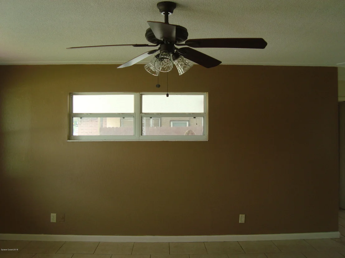 Photo of 2489 Dianne Drive