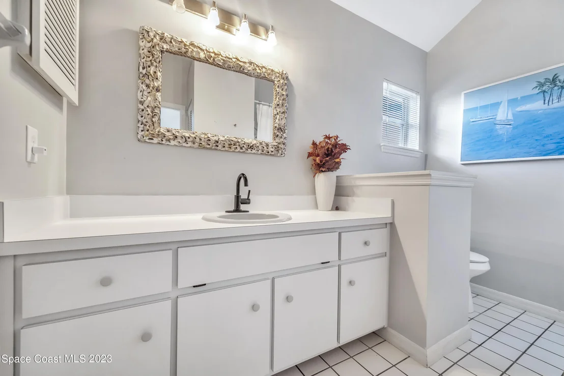 Photo of 1010 Citrus Avenue NE