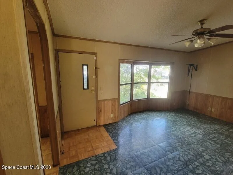 Photo of 637 Camp Road