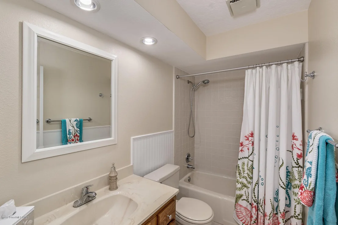 Photo of 552 Rio Casa Drive N