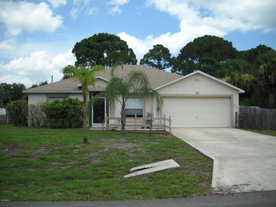 Photo of 4260 Delespine Road