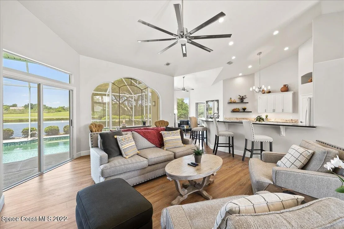 Photo of 302 Sandhurst Drive