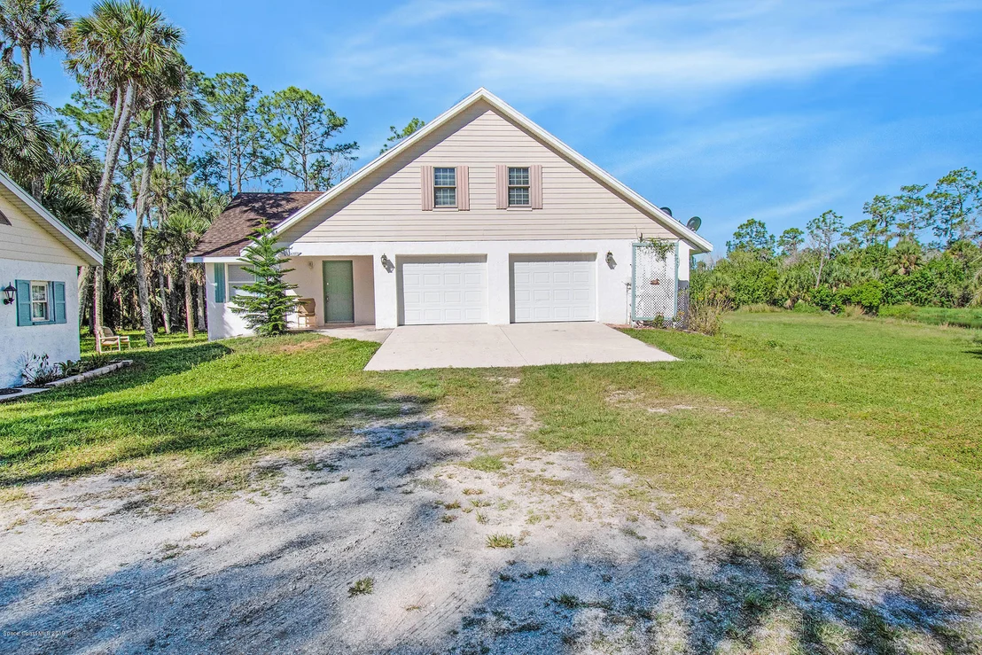Photo of 6095 State Road 46 Highway