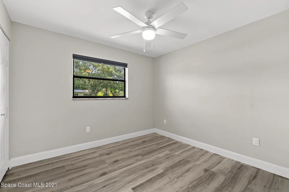 Photo of 1021 Green Road