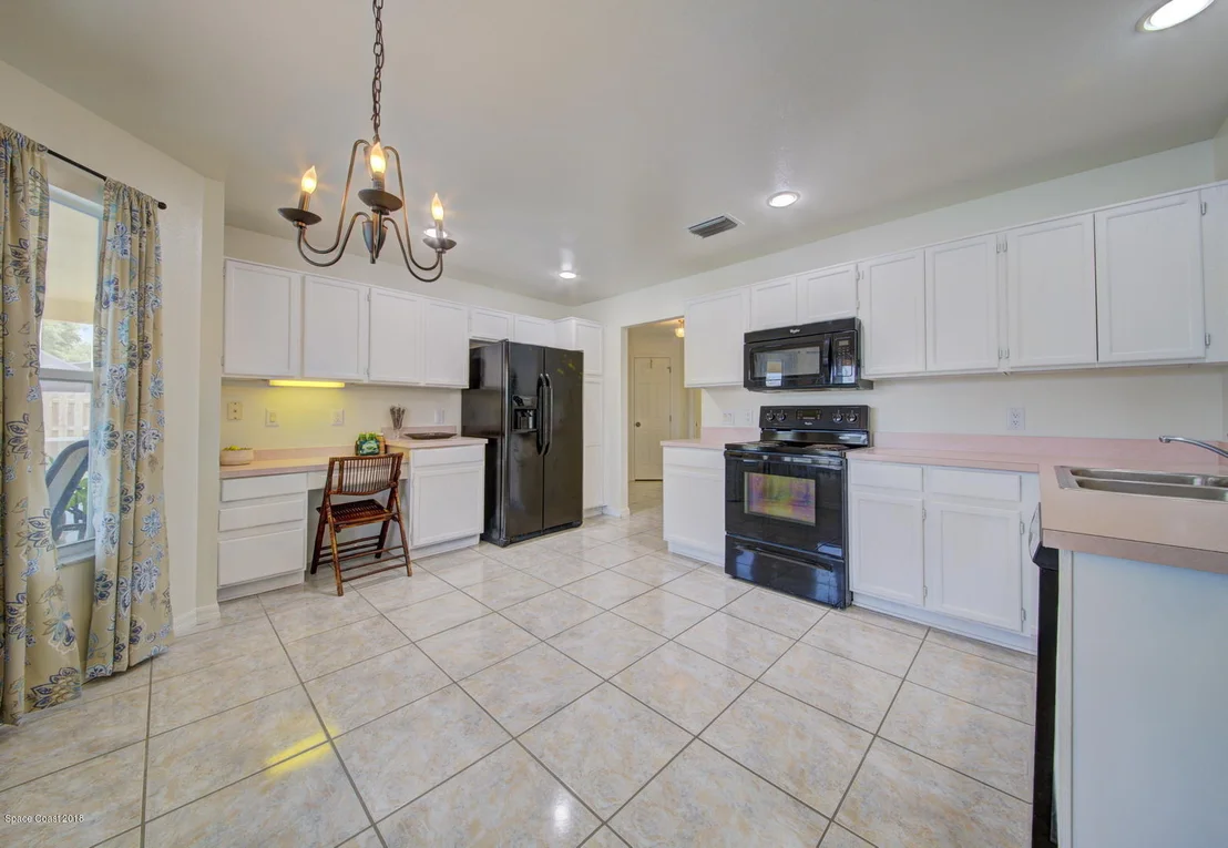 Photo of 1468 Wellington Circle