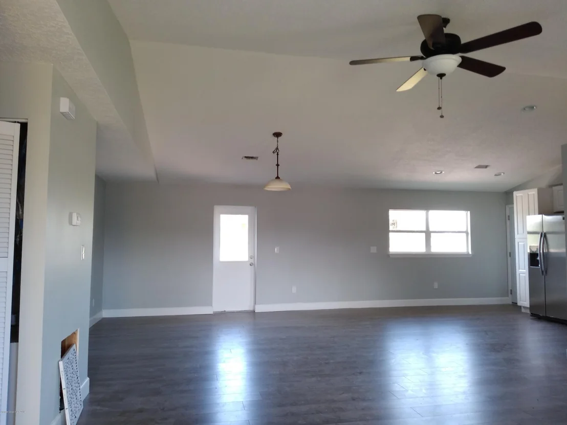 Photo of 1194 Cotton Road NE
