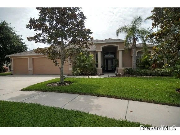 Photo of 4638 Alamanda