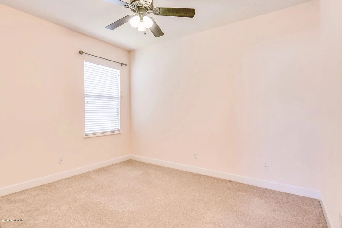Photo of 1262 United Drive