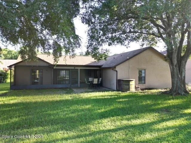 Photo of 938 Osprey Lane