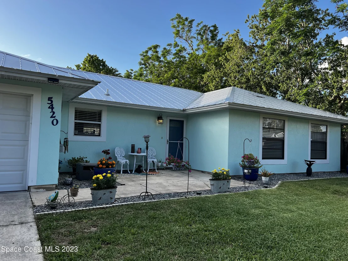 Photo of 5420 Holden Road