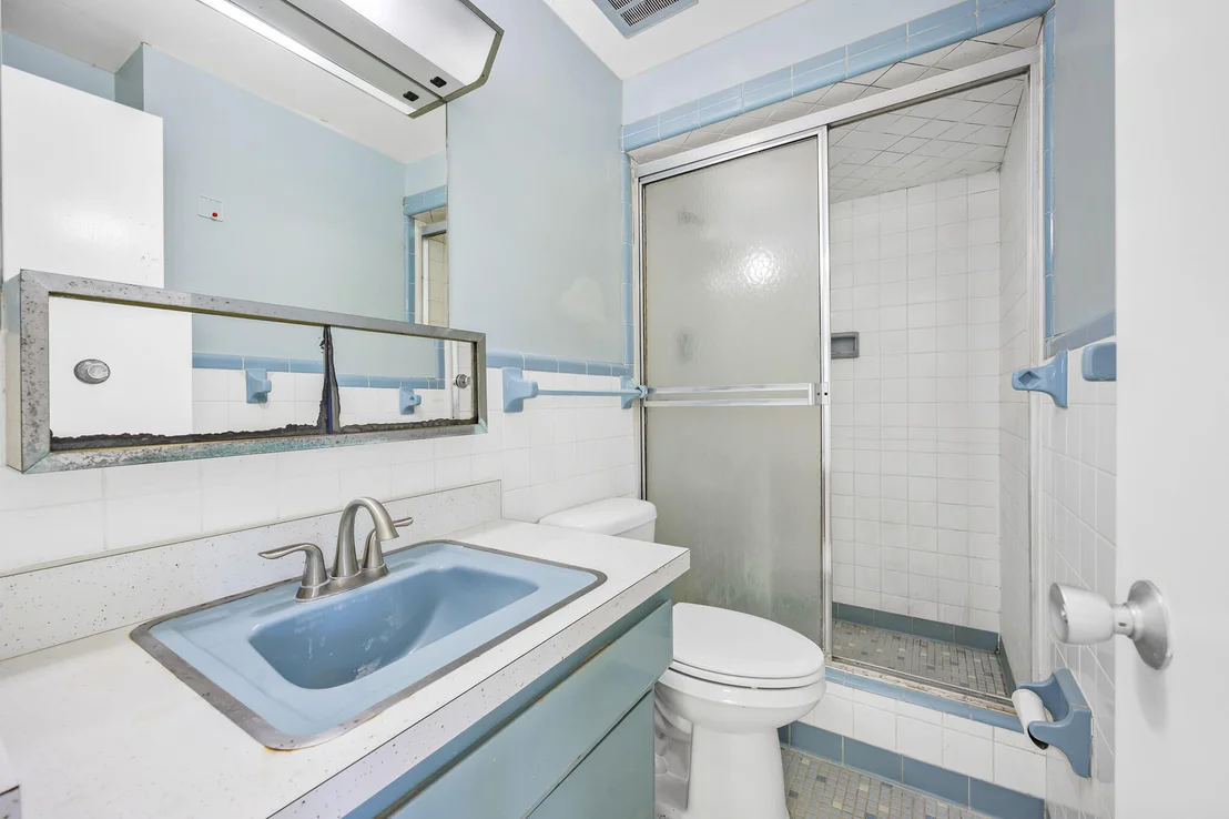Photo of 455 Pine Boulevard