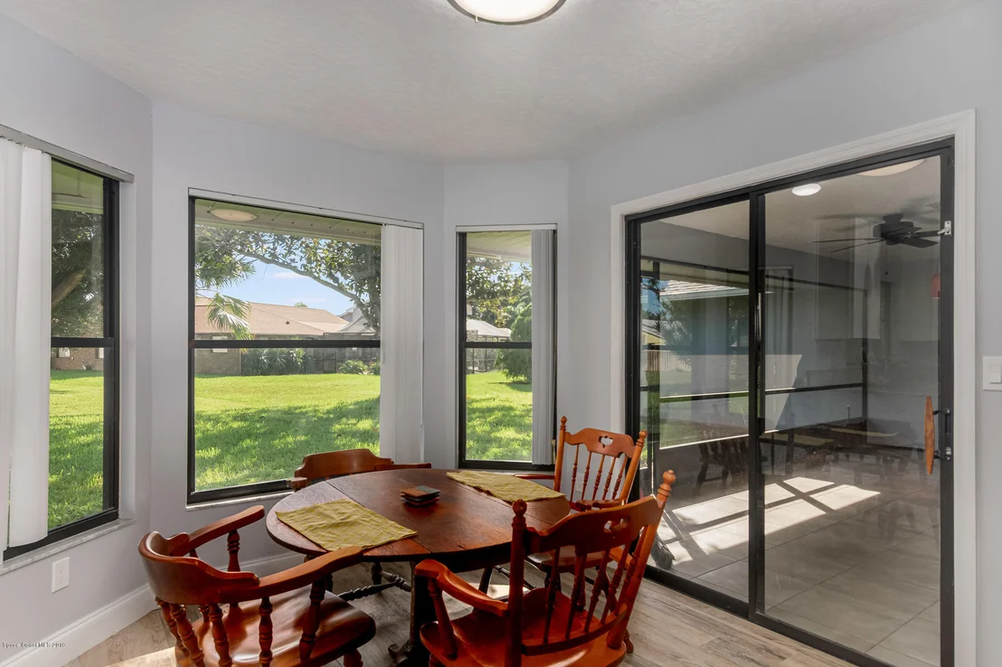 Photo of 550 Deerfield Drive