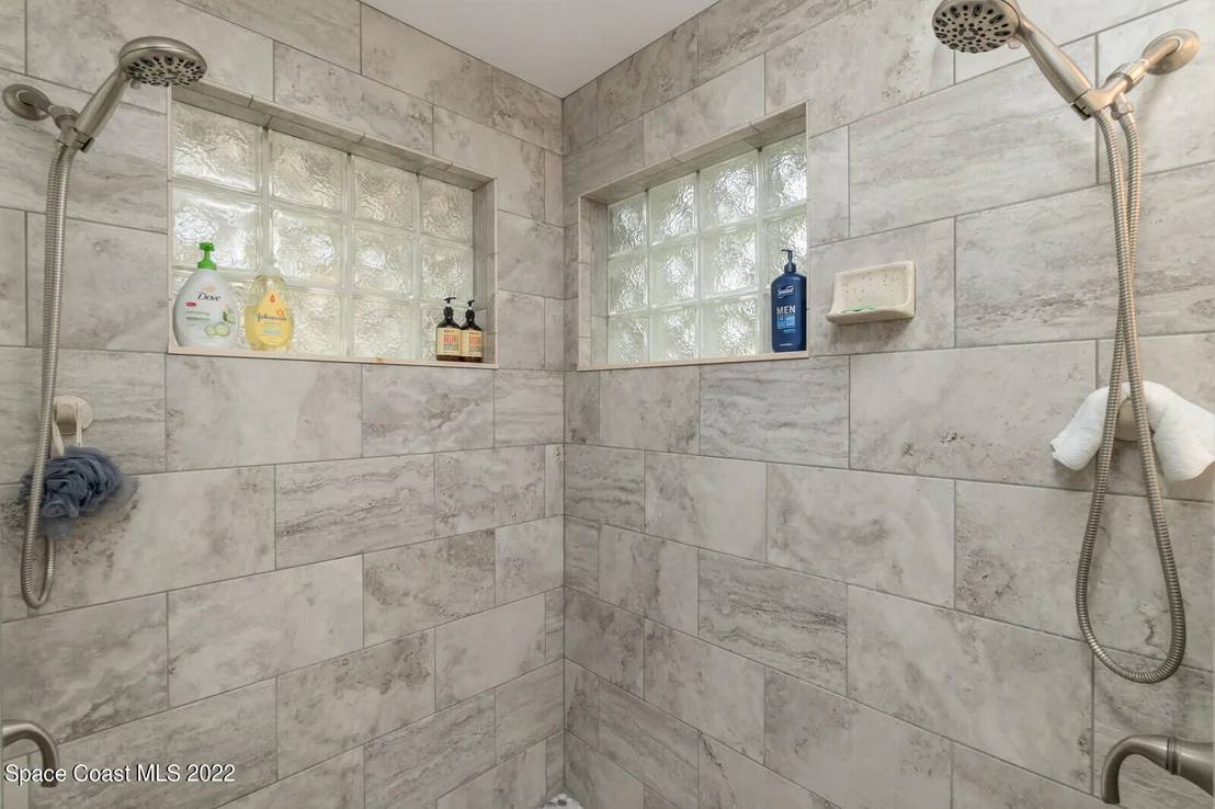 Photo of 3385 Kent Drive