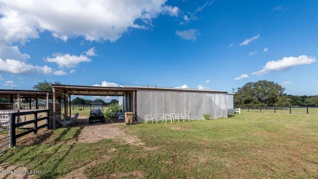 Photo of 2564 Smitty Road