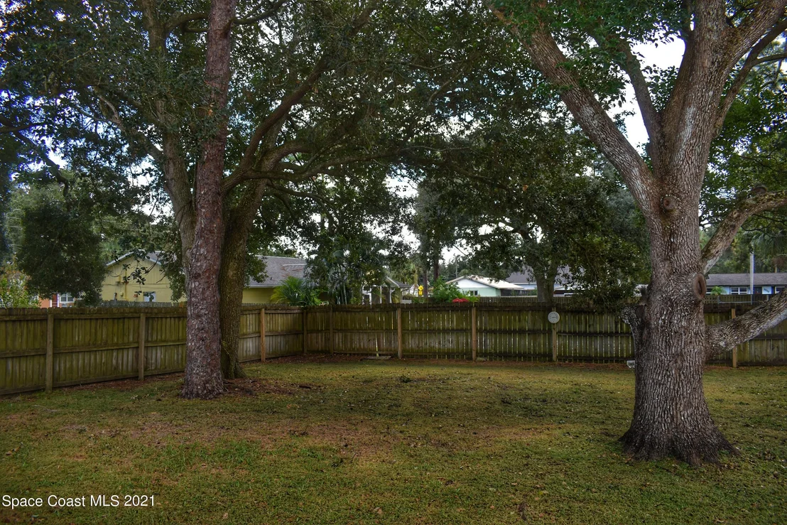 Photo of 6015 Chapman Street
