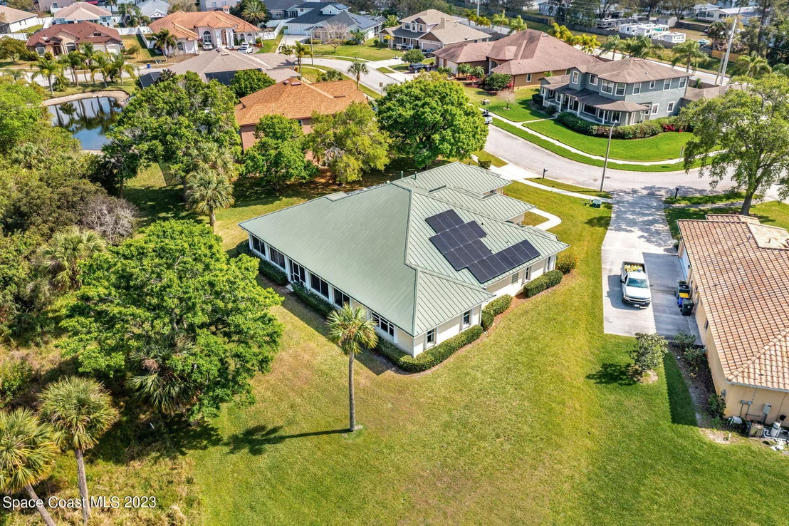 Photo of 1368 Centennial Way