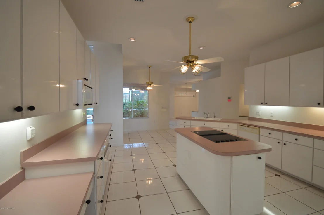 Photo of 2015 Canterbury Drive