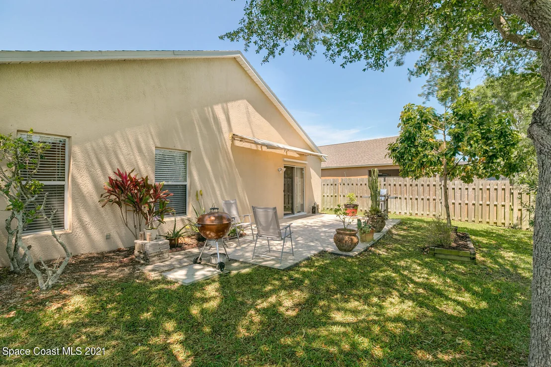 Photo of 8595 Eola Court