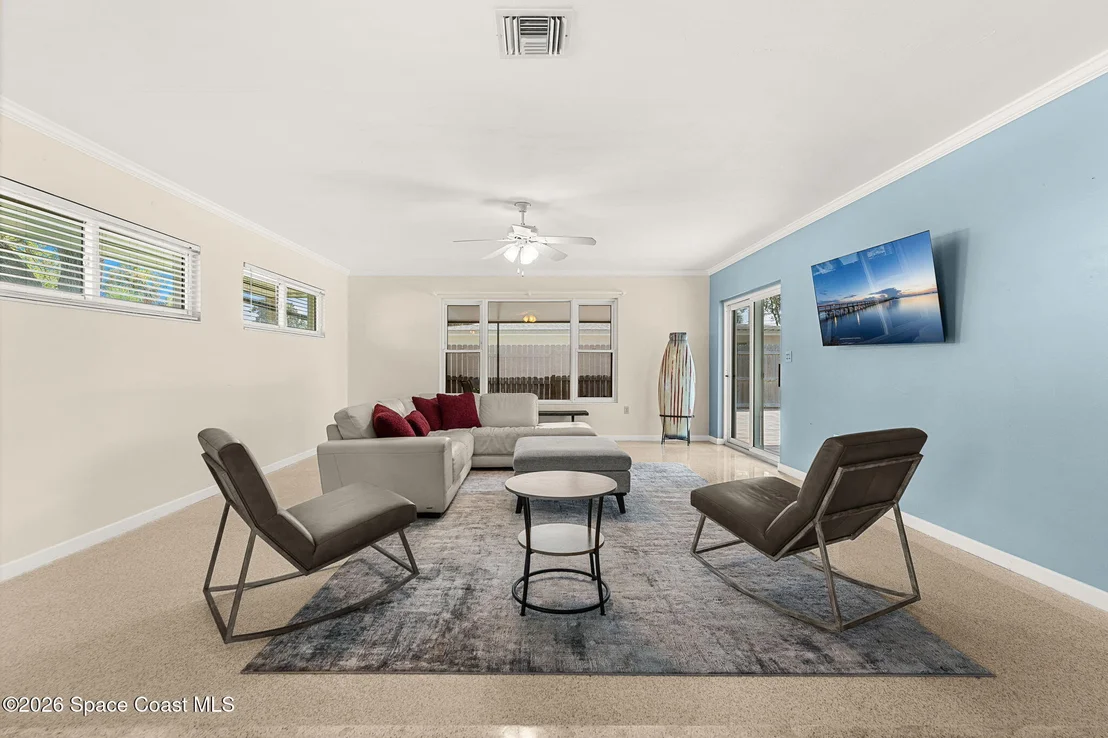 Photo of 545 Seabreeze Drive