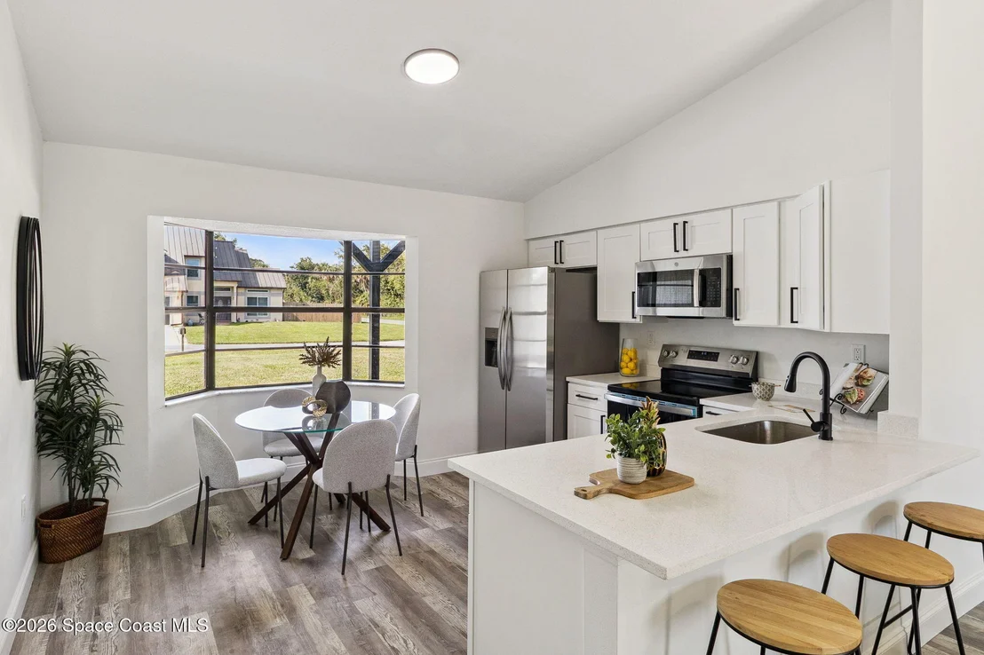 Photo of 6295 Janina Road