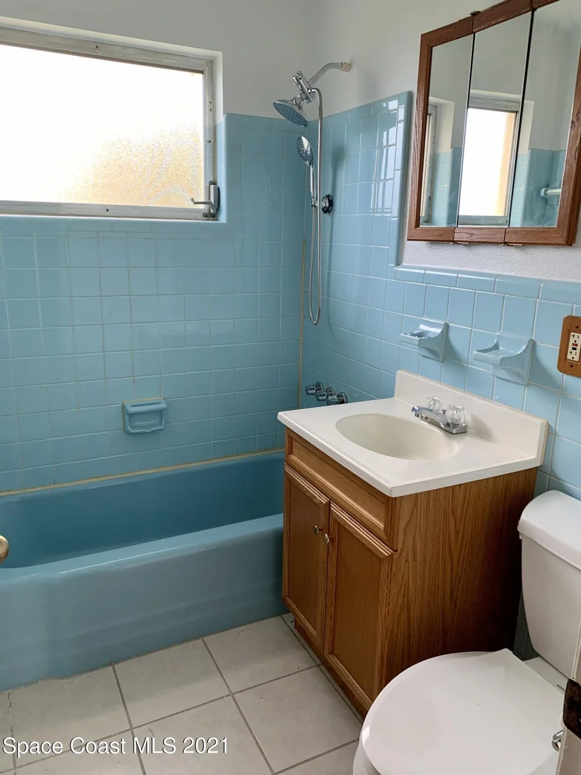 Photo of 899 Barclay Drive