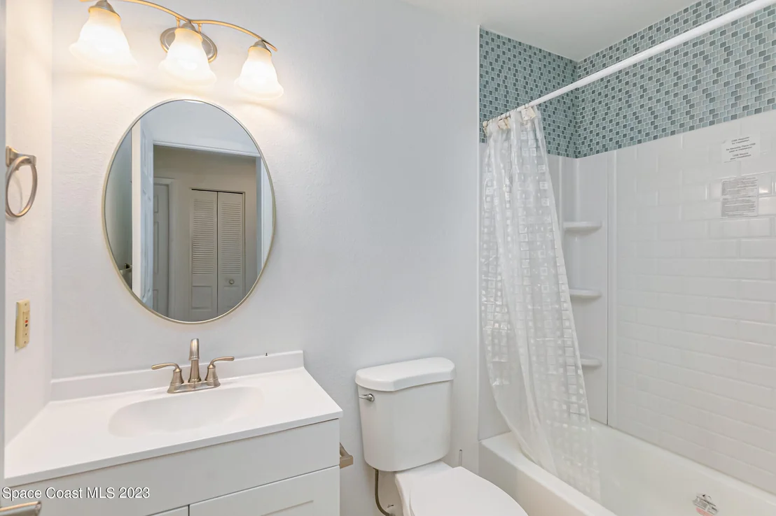 Photo of 1384 Ethel Circle NE