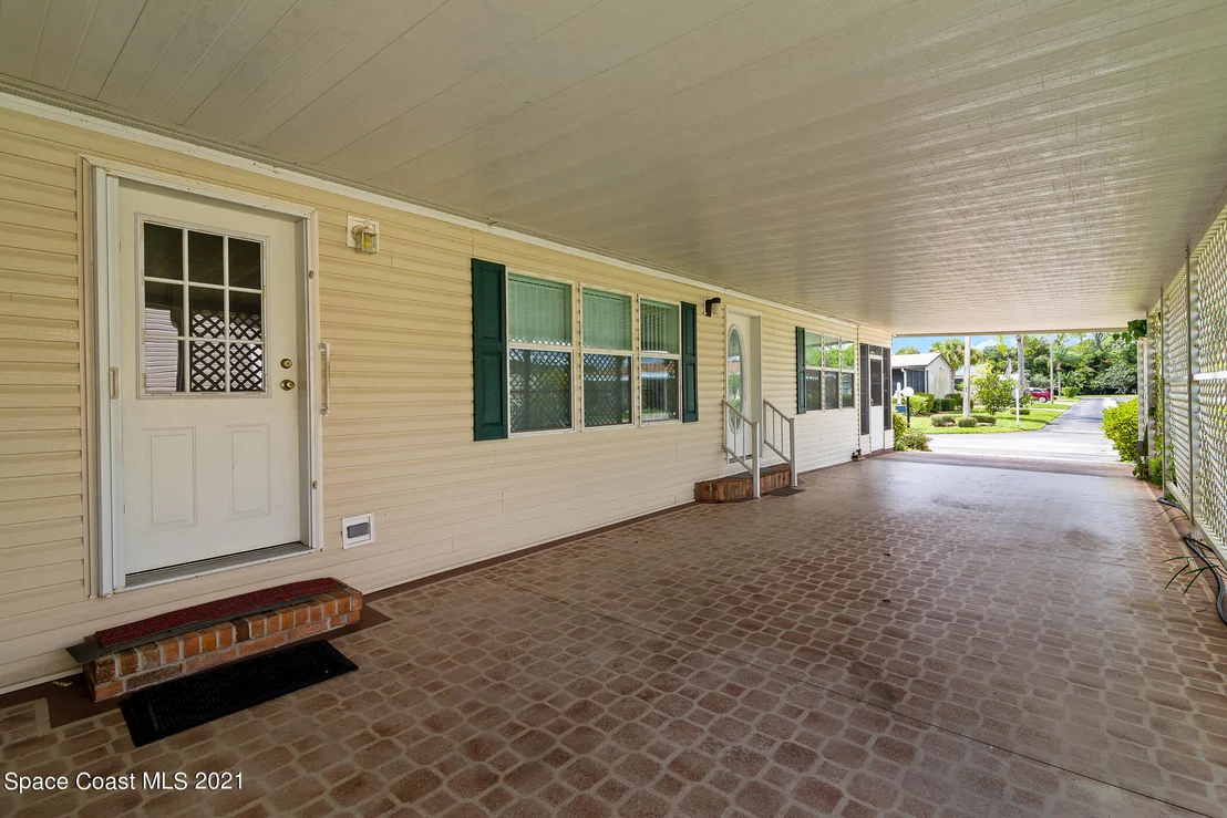 Photo of Unit 310 at 255 Timber Run Way