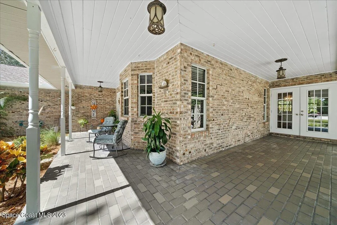 Photo of 5030 Timber Lane Drive