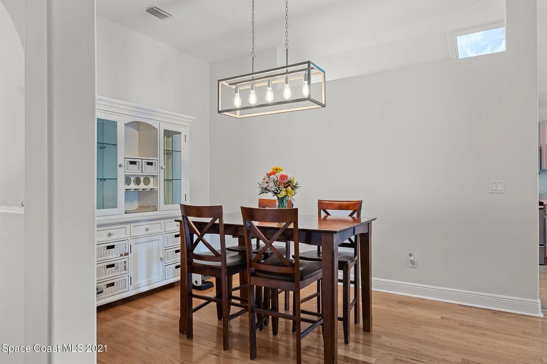 Photo of 2540 Stratford Pointe Drive