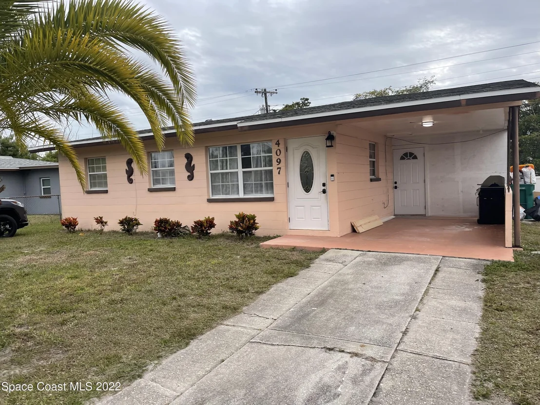 Photo of 4097 Robinhood Drive