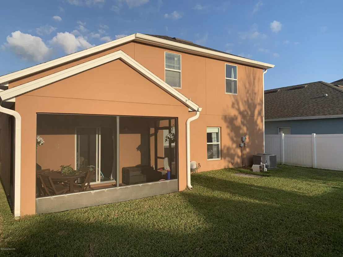 Photo of 1565 Litchfield Drive