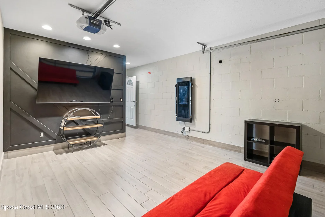 Photo of 3448 Jupiter Boulevard SE