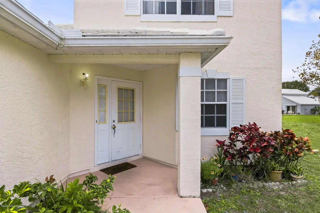 Photo of 1013 Goldenrod Circle NE
