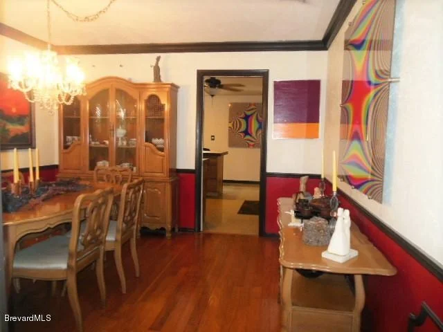 Photo of 530 Pine Tree Drive