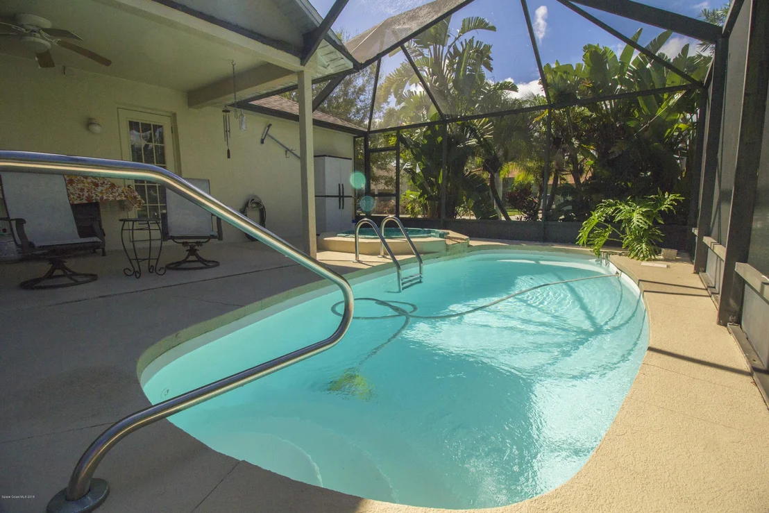 Photo of 1041 Pelican Lane