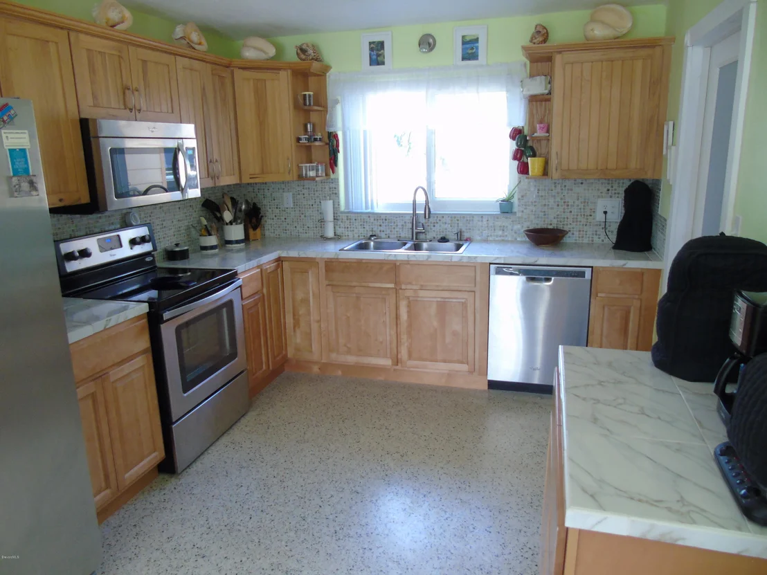Photo of 140 Surry Lane