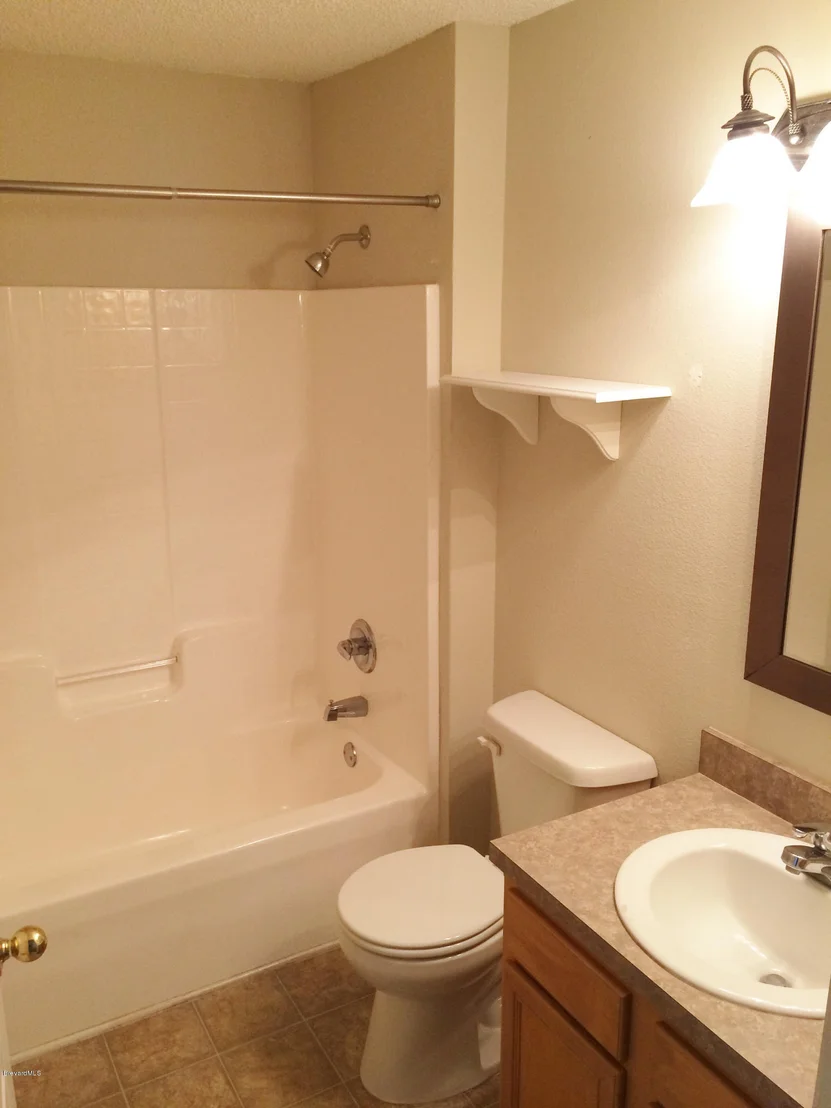 Photo of 2401 Bridgeport Circle
