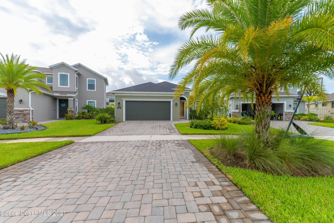 Photo of 2882 Amethyst Way