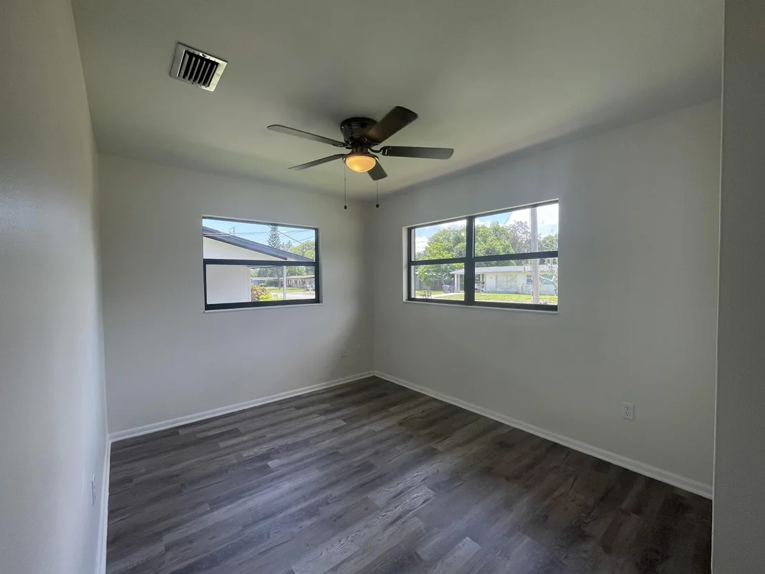 Photo of 1860 Augustine Drive