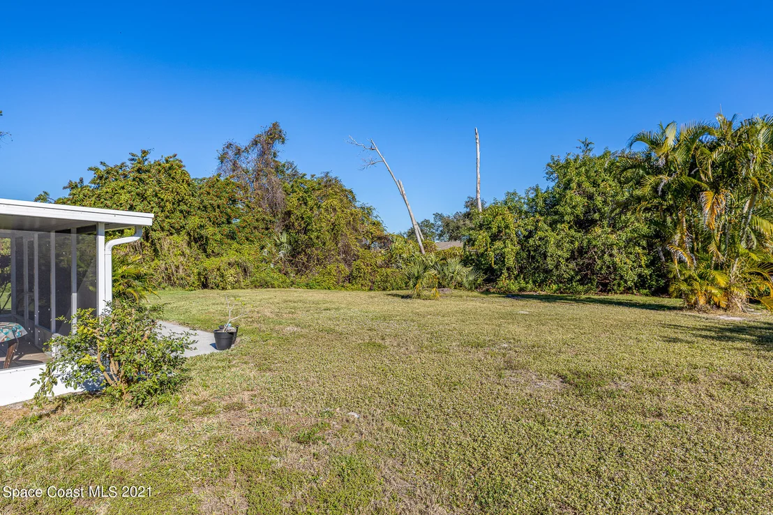 Photo of 2149 Redwood Circle