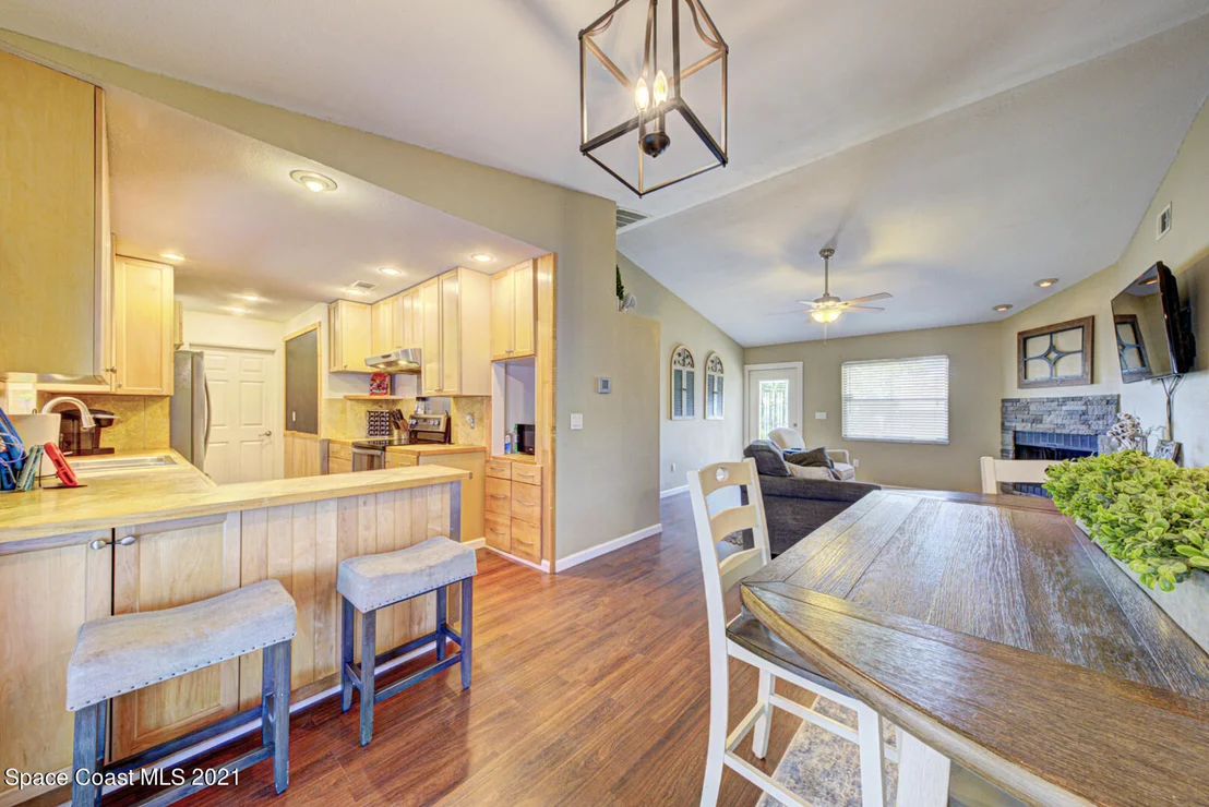Photo of 6405 Manila Drive