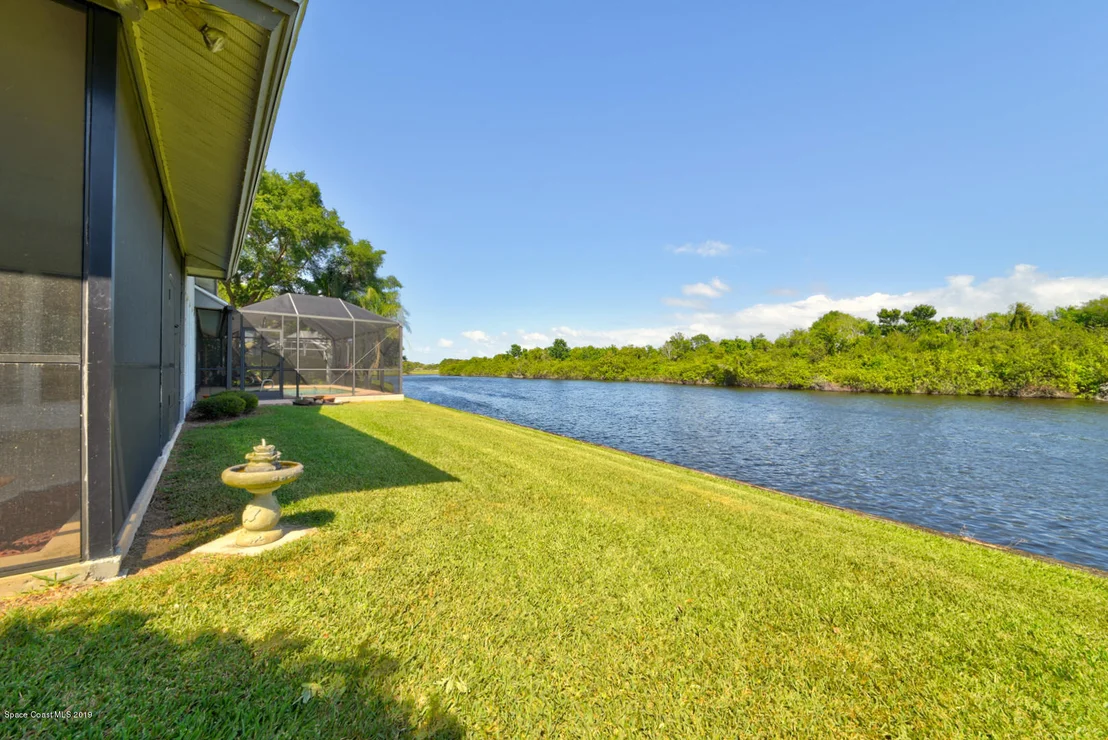 Photo of 521 Spring Lake Drive