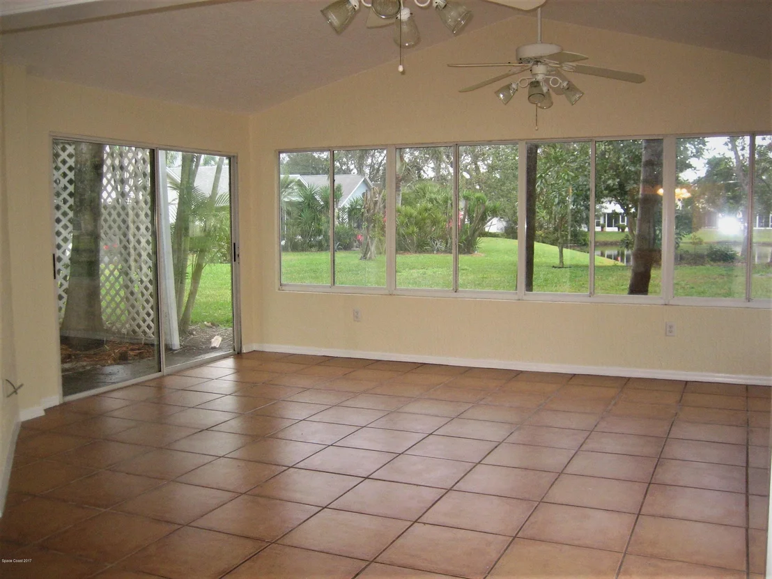 Photo of 265 Concord Way