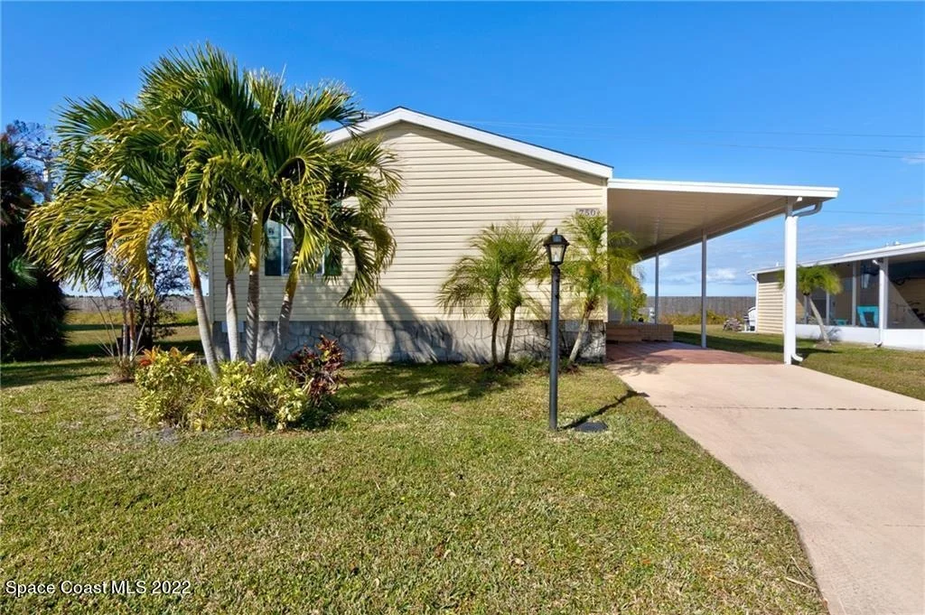 Photo of 750 Periwinkle Circle