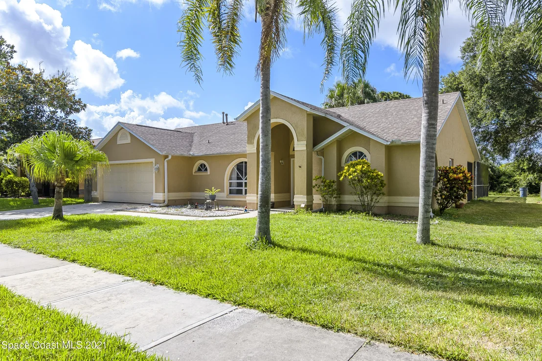 Photo of 3232 Lago Vista Drive