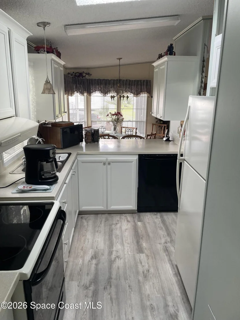 Photo of 7579 Boxelder Road