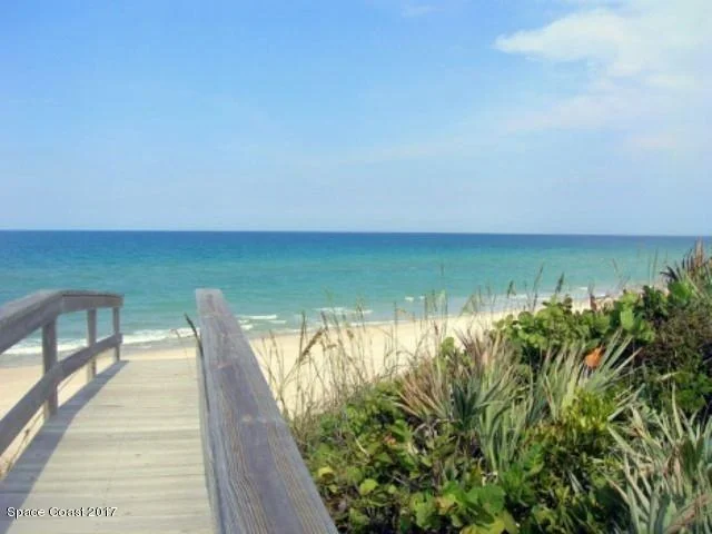Photo of 333 Island Drive